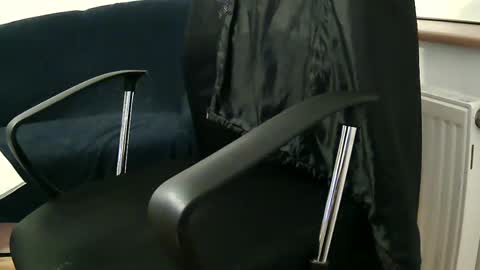 Snapshot of vulkan12p chatting on February 6, 4:25 pm Daniel online show from February 6, 4:25 pm