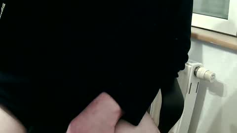 Snapshot of vulkan12p chatting on February 9, 7:30 pm Daniel online show from February 9, 7:30 pm