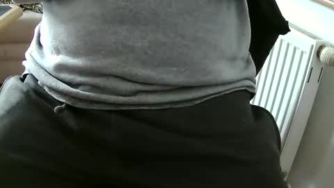 Snapshot of vulkan12p chatting on February 16, 3:27 pm Daniel online show from February 16, 3:27 pm