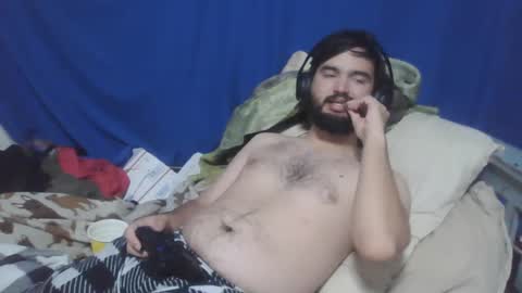 Snapshot of vygrax chatting on December 16, 9:41 pm Vygrax online show from December 16, 9:41 pm