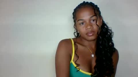 Snapshot of vynarahot chatting on May 7, 4:56 pm vynarahot online show from May 7, 4:56 pm