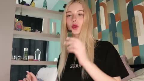 Nana online show from June 26, 10:08 am