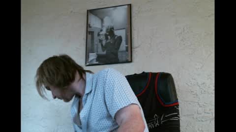 Snapshot of wackyy chatting on November 13, 6:18 pm Wacky online show from November 13, 6:18 pm