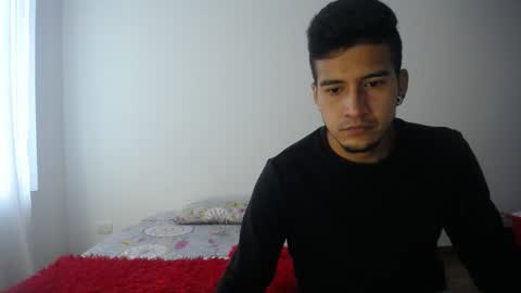 Snapshot of wade_wil chatting on March 2, 9:54 pm wade and antonella online show from March 2, 9:54 pm