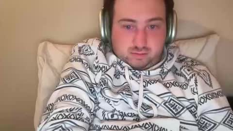 wowaweeman online show from April 7, 4:13 am