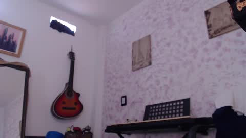 Snapshot of wake_and_bakee chatting on December 2, 6:36 pm John online show from December 2, 6:36 pm