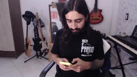 Snapshot of wake_and_bakee chatting on December 5, 8:38 pm John online show from December 5, 8:38 pm