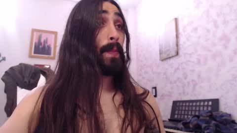 Snapshot of wake_and_bakee chatting on December 13, 9:20 pm John online show from December 13, 9:20 pm