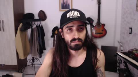 Snapshot of wake_and_bakee chatting on May 2, 7:08 pm John online show from May 2, 7:08 pm