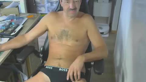 Waldo online show from October 27, 10:41 am