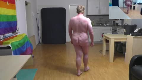 Snapshot of waldw123 chatting on September 21, 5:47 pm Yarlim online show from September 21, 5:47 pm