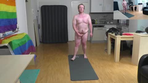 Snapshot of waldw123 chatting on October 14, 1:45 pm Yarlim online show from October 14, 1:45 pm