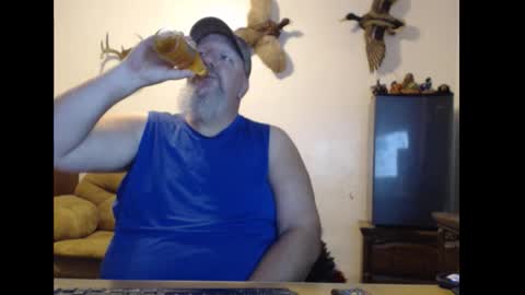 walkingbird online show from October 19, 8:09 pm