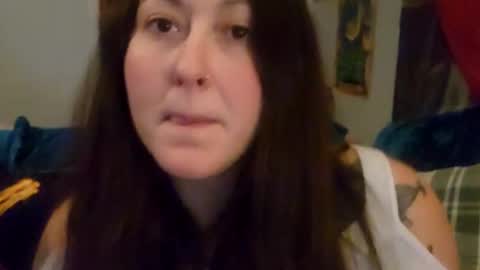 Snapshot of walnut4u chatting on January 23, 4:52 am Walnut4u online show from January 23, 4:52 am