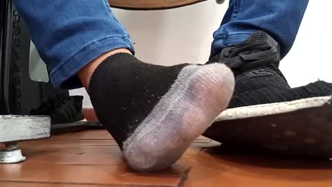 WaltherFeet  online show from December 2, 5:04 pm