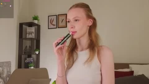 Emi online show from September 18, 11:29 pm