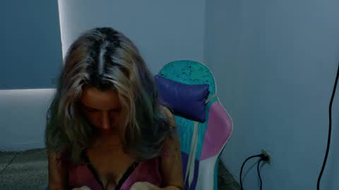 Wanda online show from March 31, 12:05 pm