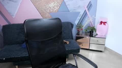 Snapshot of wandaxs69 chatting on February 11, 1:41 am wanda online show from February 11, 1:41 am