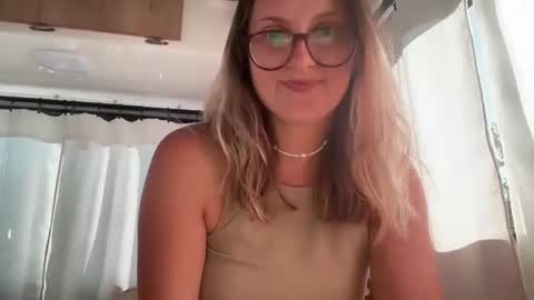 Snapshot of wanderlustjade chatting on February 10, 8:42 pm Jade  Adonis online show from February 10, 8:42 pm