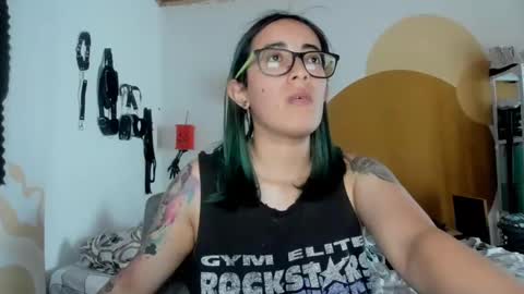 Snapshot of waningrosee chatting on January 3, 8:22 pm Waningrose Lu online show from January 3, 8:22 pm