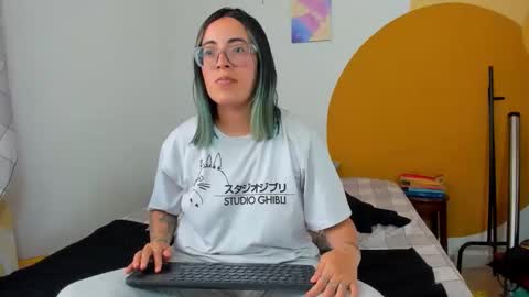 Snapshot of waningrosee chatting on November 5, 5:46 pm Waningrose Lu online show from November 5, 5:46 pm