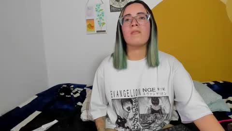 Snapshot of waningrosee chatting on November 9, 9:35 pm Waningrose Lu online show from November 9, 9:35 pm