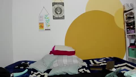 Snapshot of waningrosee chatting on November 12, 9:25 pm Waningrose Lu online show from November 12, 9:25 pm