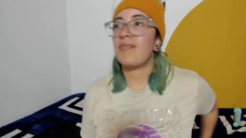 Snapshot of waningrosee chatting on November 20, 12:00 am Waningrose Lu online show from November 20, 12:00 am