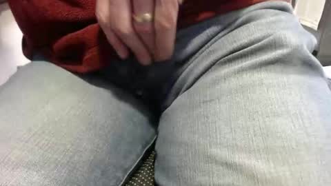 curiousforwhatever online show from December 3, 3:36 am