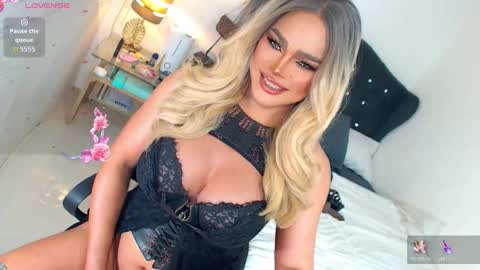 Snapshot of wanted_goodslut chatting on February 7, 2:54 pm Miss Anna online show from February 7, 2:54 pm