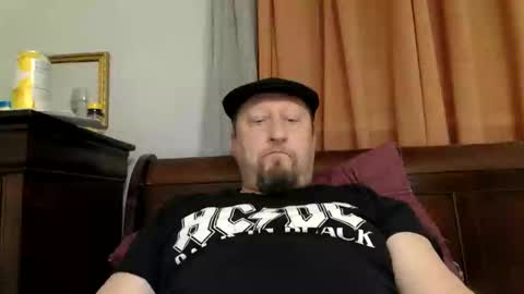 Snapshot of wantstoperform chatting on January 11, 1:59 am wantstoperform online show from January 11, 1:59 am