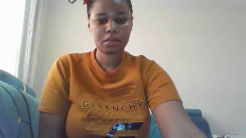 wapgirl22 online show from April 6, 4:21 am