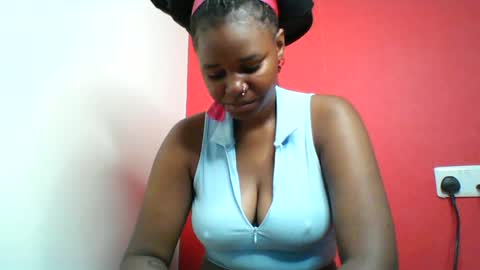 wapgirl22 online show from June 1, 5:47 pm