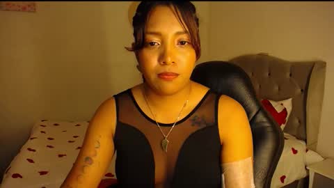 Snapshot of warisgoddes chatting on March 27, 5:02 am EMILY online show from March 27, 5:02 am