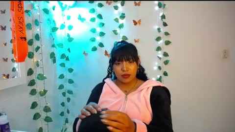 Snapshot of warisgoddes chatting on July 1, 4:14 am EMILY online show from July 1, 4:14 am