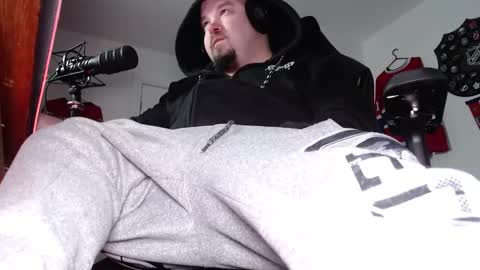 Snapshot of warno34 chatting on December 23, 3:40 am Warno online show from December 23, 3:40 am