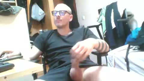 Snapshot of wasamarquez chatting on June 1, 2:57 am wasamarquez online show from June 1, 2:57 am