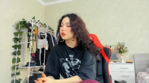 wastforu online show from February 17, 8:30 am