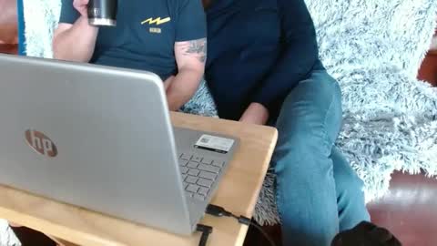 Snapshot of watchedging chatting on December 28, 9:40 pm Hereforfun online show from December 28, 9:40 pm