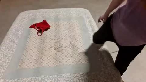 Snapshot of watchhiddenwife chatting on February 14, 5:51 am watchhiddenwife online show from February 14, 5:51 am