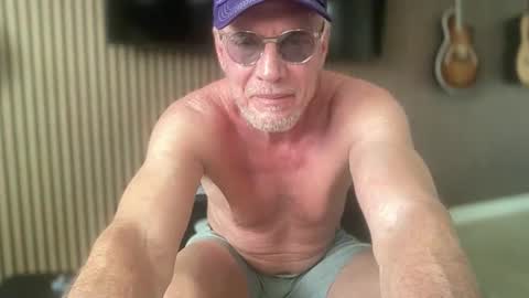 Snapshot of watchzac chatting on March 2, 6:59 pm watchzac online show from March 2, 6:59 pm