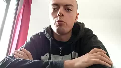 Snapshot of waterboyxp chatting on November 10, 11:53 am waterboyxp online show from November 10, 11:53 am