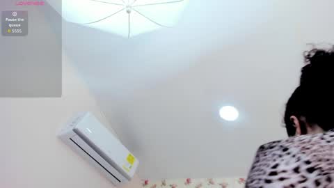 Milf Latina online show from May 22, 1:28 pm