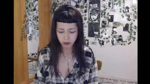 Mina online show from October 25, 4:57 pm