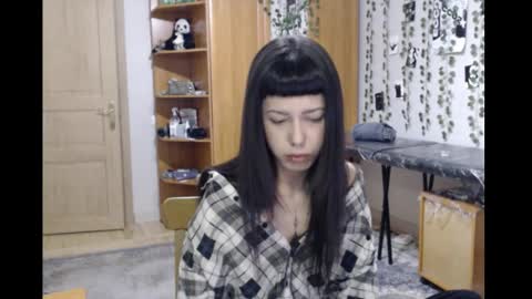 Mina online show from February 2, 9:35 pm