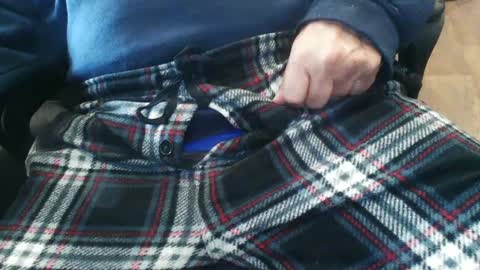 Snapshot of wayne1311 chatting on February 3, 9:39 pm wayne1311 online show from February 3, 9:39 pm