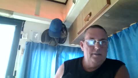 Snapshot of wazahardon2 chatting on December 15, 4:17 am wazahardon2 online show from December 15, 4:17 am