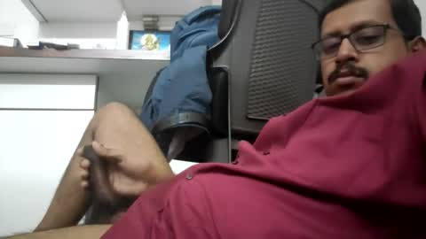 sexyguy online show from April 1, 1:52 pm