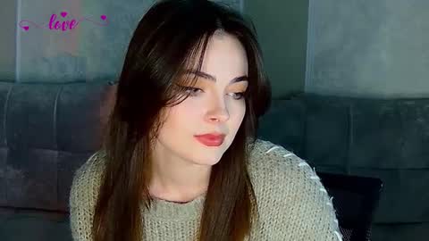 Snapshot of weareyoursun chatting on February 28, 8:18 pm Alice online show from February 28, 8:18 pm