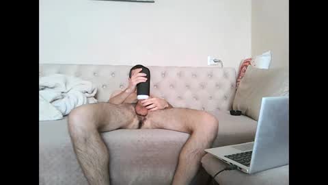 Snapshot of webcamboy98 chatting on May 10, 8:41 am webcamboy98 online show from May 10, 8:41 am